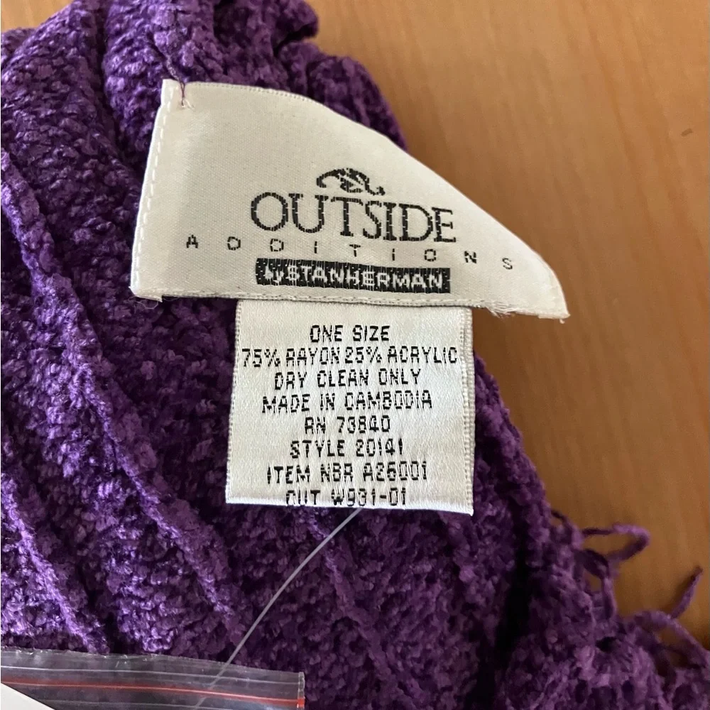 NWT QVC Luxurious Purple Knit Throw/Wrap Purple